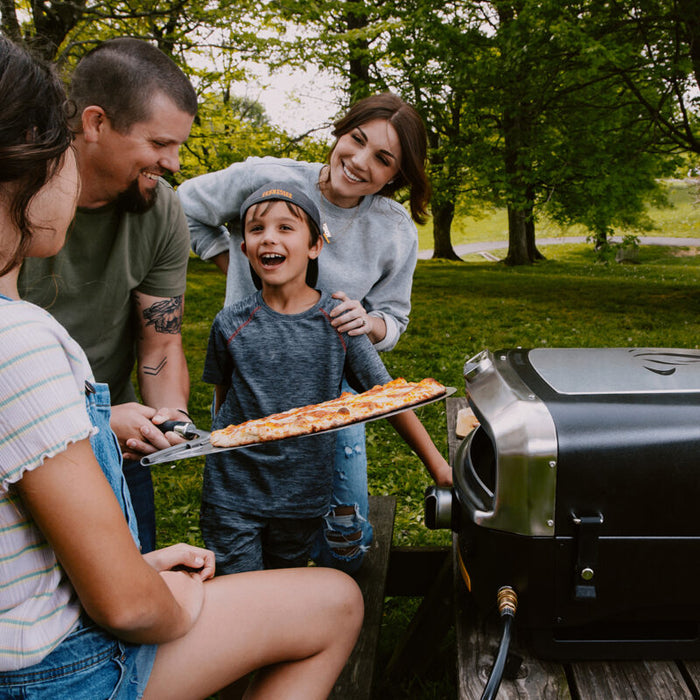 Halo Versa 16 Outdoor Pizza Oven - CozeeFlames.com