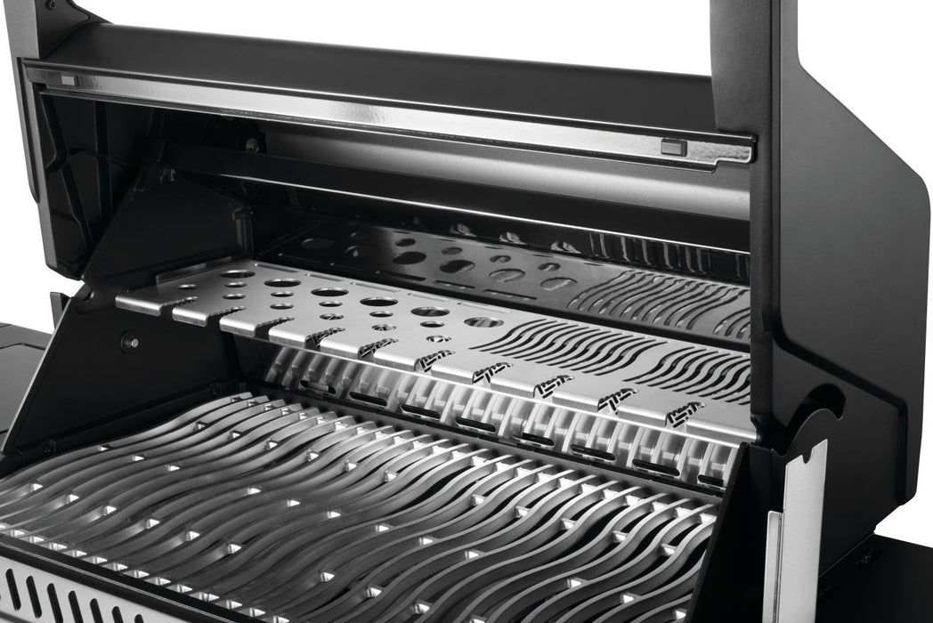 Napoleon Phantom Prestige 500 Gas Grill Connected RSIB