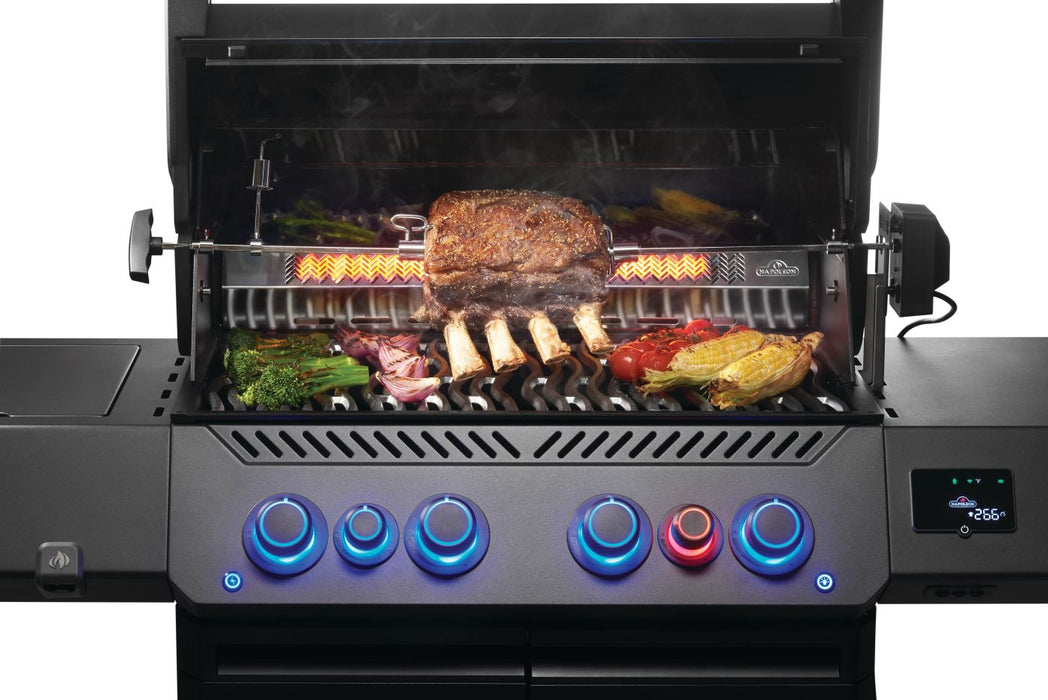 Napoleon Phantom Prestige 500 Gas Grill Connected RSIB