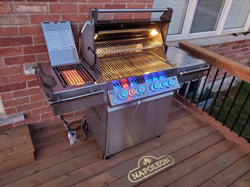 Napoleon Prestige PRO 500 Freestanding Grill with Infrared Rear and Side Burners and Rotisserie Kit - CozeeFlames.com